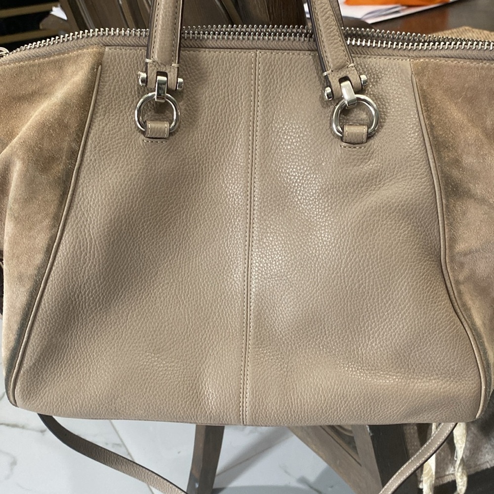 Coach Purse - Picture 5 of 8